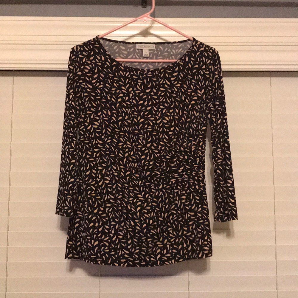 3/4 sleeve black and pink blouse